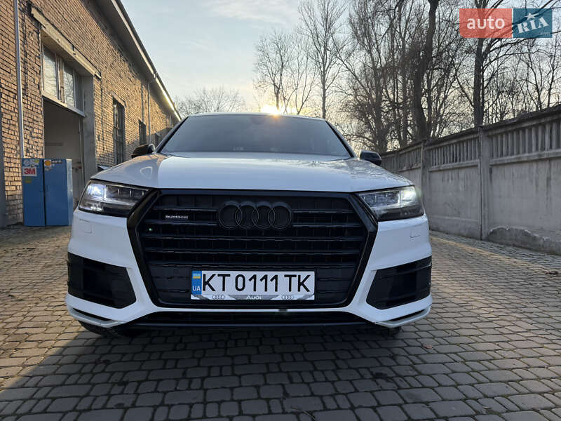 Внедорожник / Кроссовер Audi Q7 2016 в Коломые