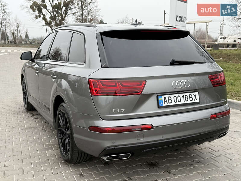 Внедорожник / Кроссовер Audi Q7 2016 в Виннице