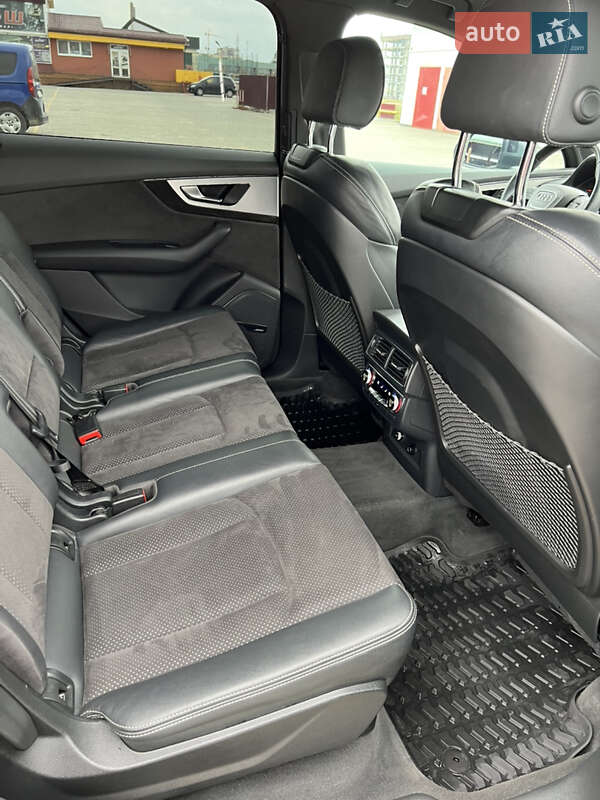 Внедорожник / Кроссовер Audi Q7 2019 в Львове фото 29 Внедорожник / Кроссовер Audi Q7 2019 в Львове