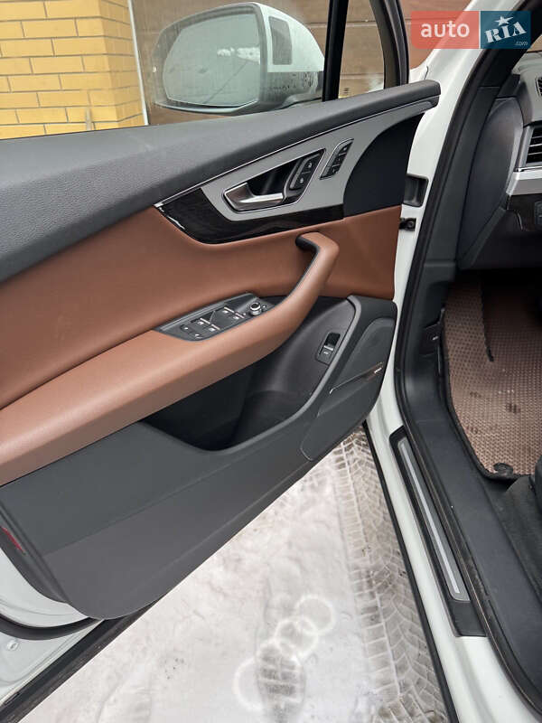 Внедорожник / Кроссовер Audi Q7 2019 в Броварах