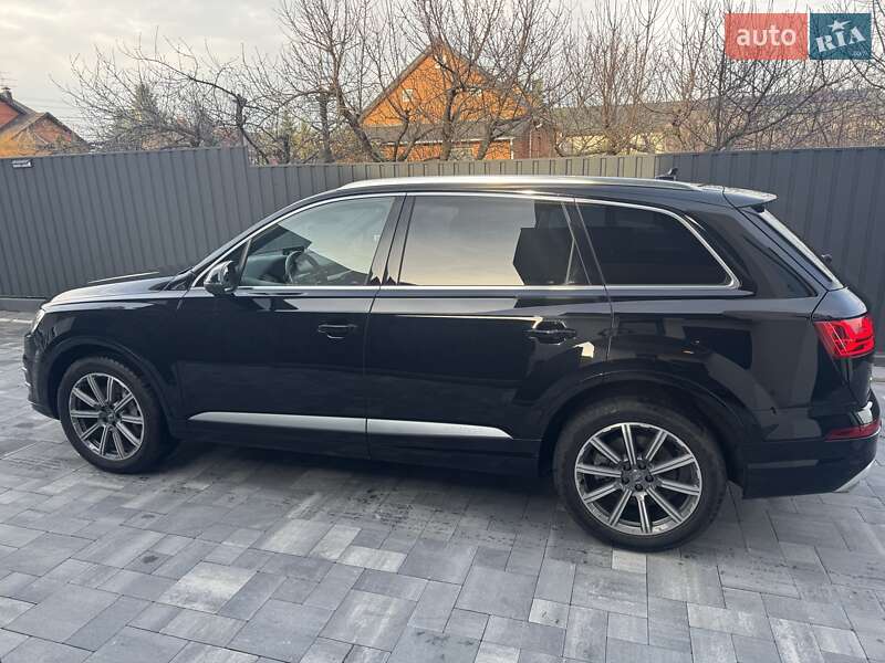 Внедорожник / Кроссовер Audi Q7 2018 в Киеве