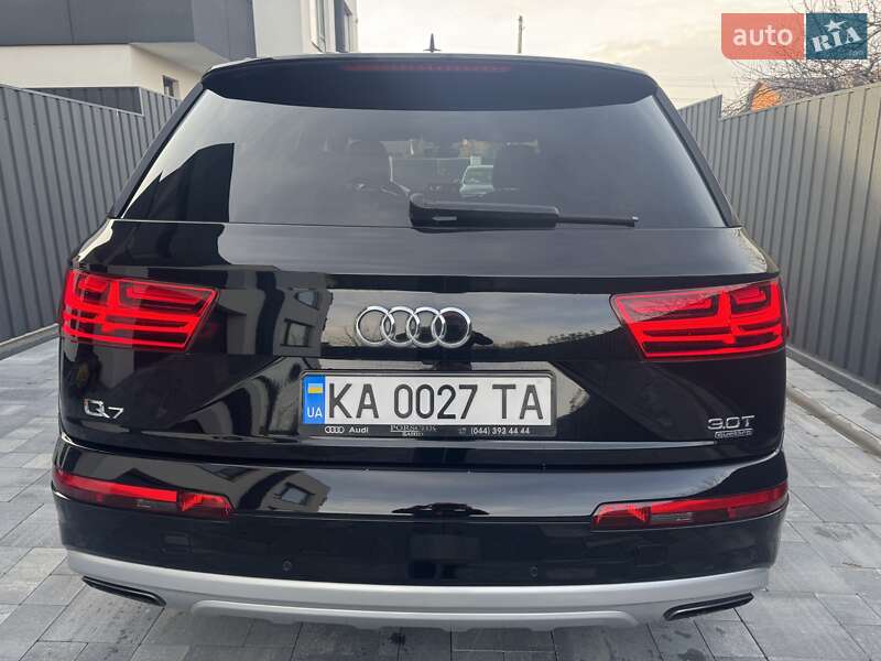 Внедорожник / Кроссовер Audi Q7 2018 в Киеве