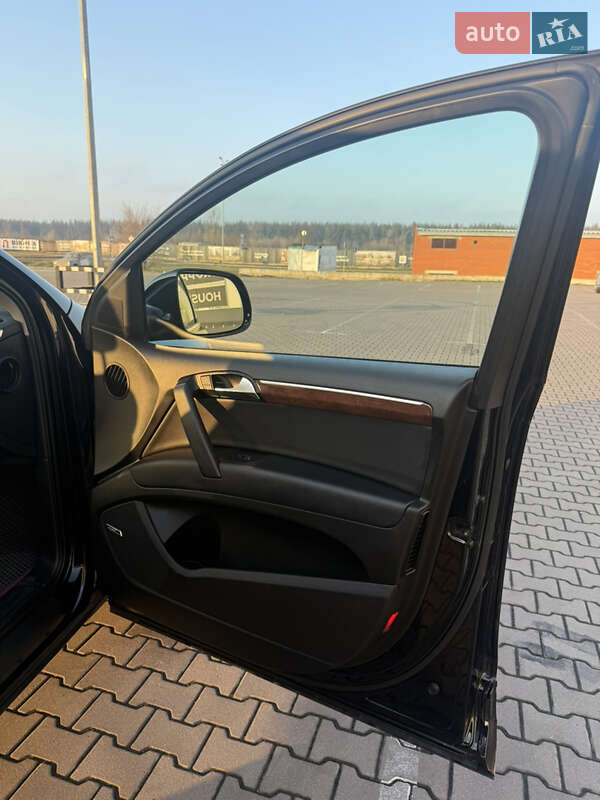 Внедорожник / Кроссовер Audi Q7 2012 в Киеве фото 16 Внедорожник / Кроссовер Audi Q7 2012 в Киеве