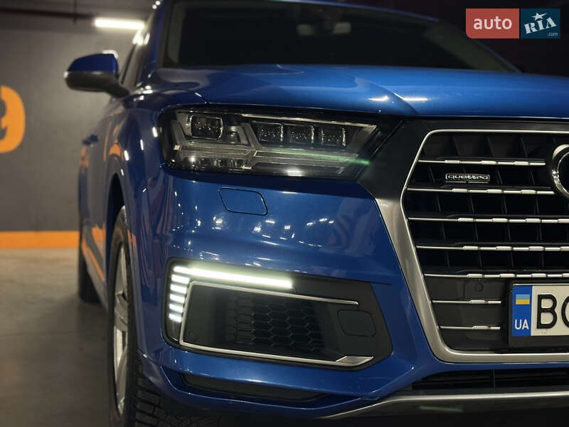 Внедорожник / Кроссовер Audi Q7 2015 в Львове