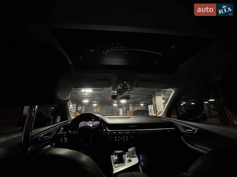 Внедорожник / Кроссовер Audi Q7 2015 в Львове