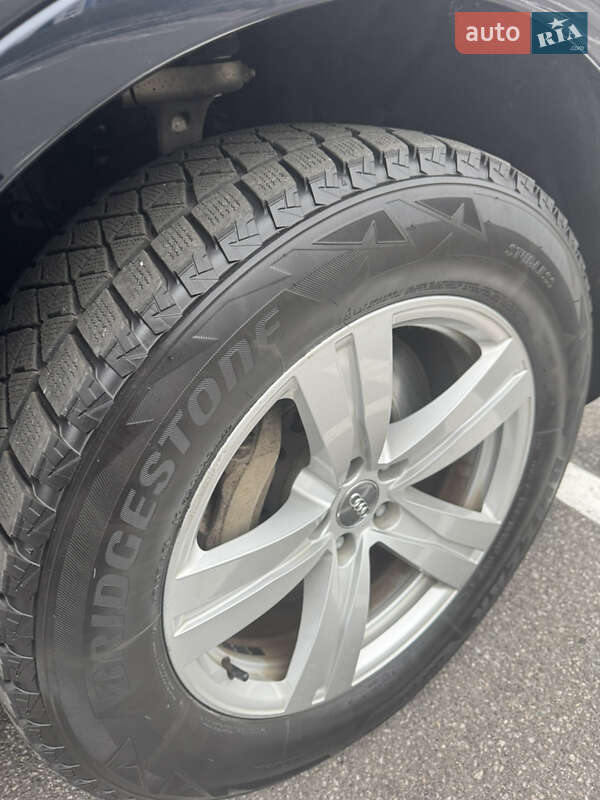 Внедорожник / Кроссовер Audi Q7 2017 в Киеве