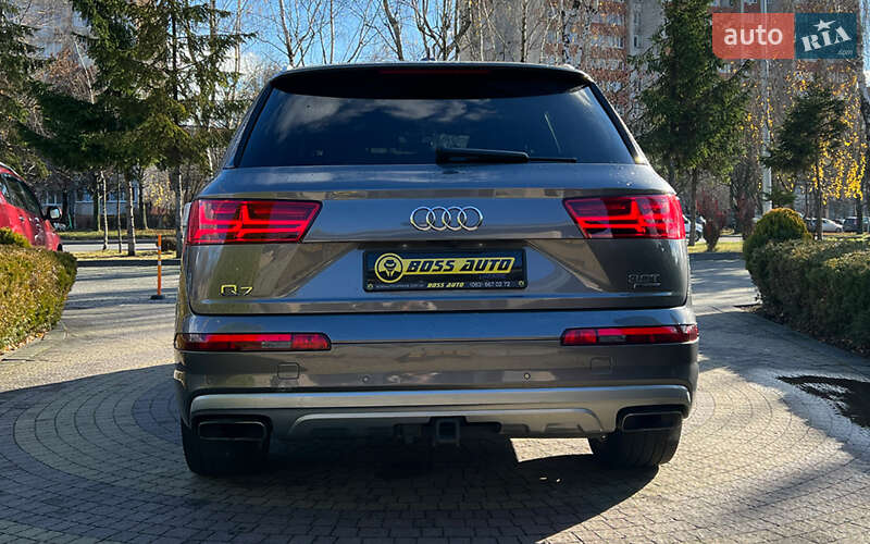 Внедорожник / Кроссовер Audi Q7 2017 в Львове