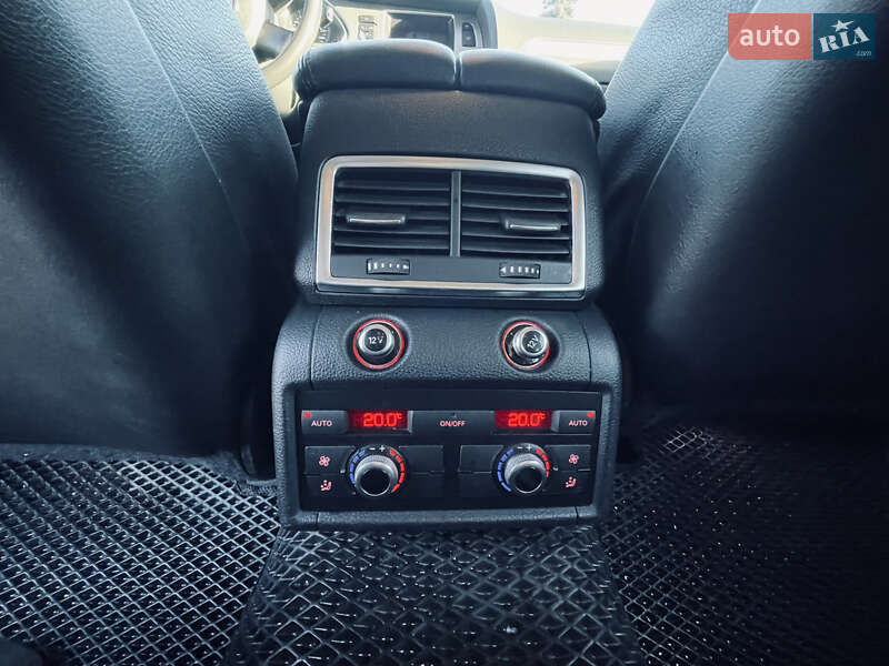 Внедорожник / Кроссовер Audi Q7 2009 в Киеве