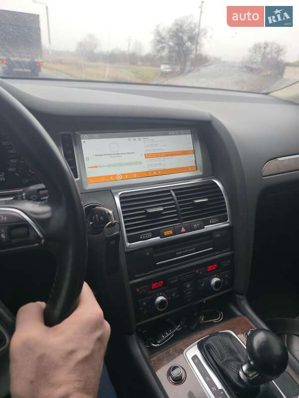 Внедорожник / Кроссовер Audi Q7 2012 в Полтаве