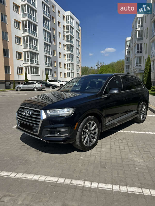 2016 Audi Q7, VIN WA1LAAF77HD034648:plate — фото 1 (autoria)