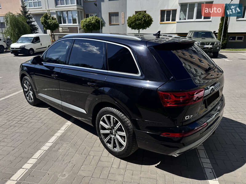 Внедорожник / Кроссовер Audi Q7 2016 в Львове