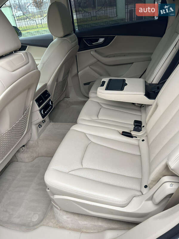 Внедорожник / Кроссовер Audi Q7 2018 в Львове