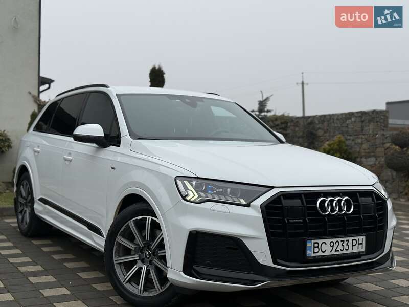Audi Q7 2021