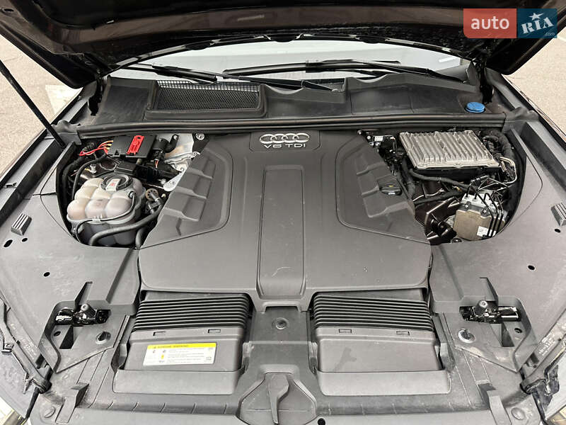 Внедорожник / Кроссовер Audi Q7 2017 в Киеве фото 18 Внедорожник / Кроссовер Audi Q7 2017 в Киеве