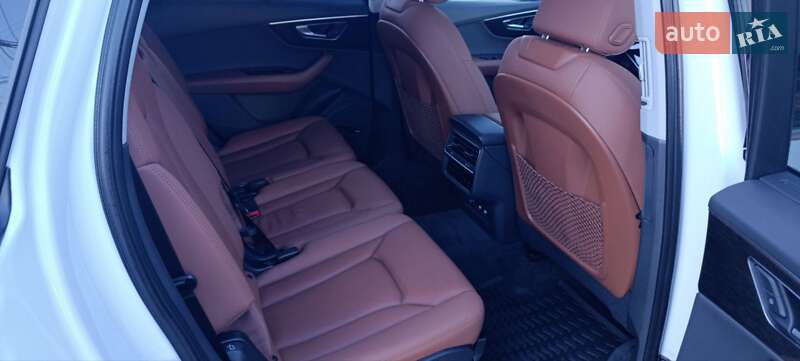 Внедорожник / Кроссовер Audi Q7 2020 в Хмельницком