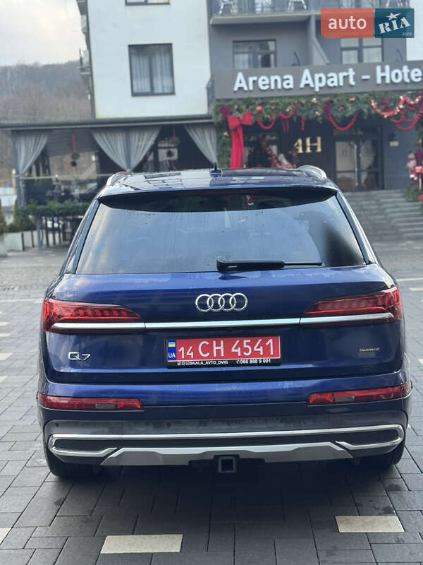 Внедорожник / Кроссовер Audi Q7 2020 в Мукачево