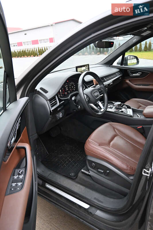 Внедорожник / Кроссовер Audi Q7 2019 в Луцке