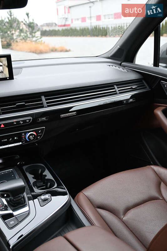 Внедорожник / Кроссовер Audi Q7 2019 в Луцке