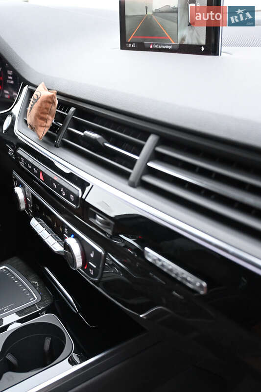 Внедорожник / Кроссовер Audi Q7 2019 в Луцке
