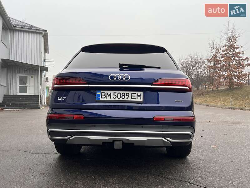 Внедорожник / Кроссовер Audi Q7 2020 в Сумах