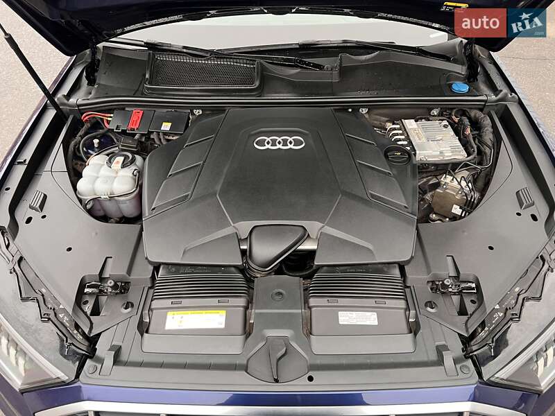 Внедорожник / Кроссовер Audi Q7 2020 в Сумах