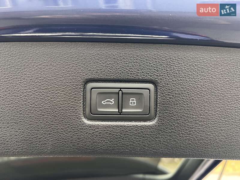 Внедорожник / Кроссовер Audi Q7 2020 в Сумах