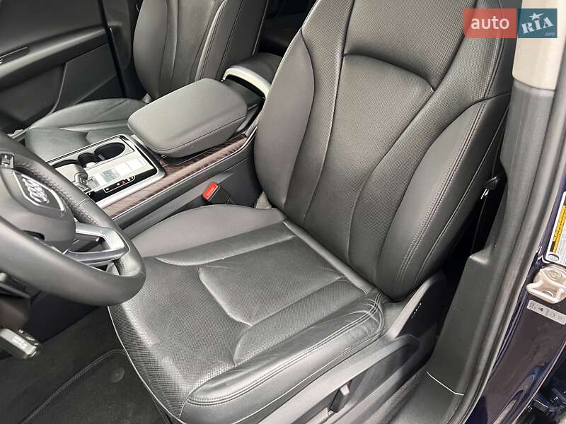 Внедорожник / Кроссовер Audi Q7 2020 в Сумах