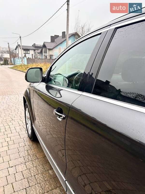 Внедорожник / Кроссовер Audi Q7 2012 в Ровно
