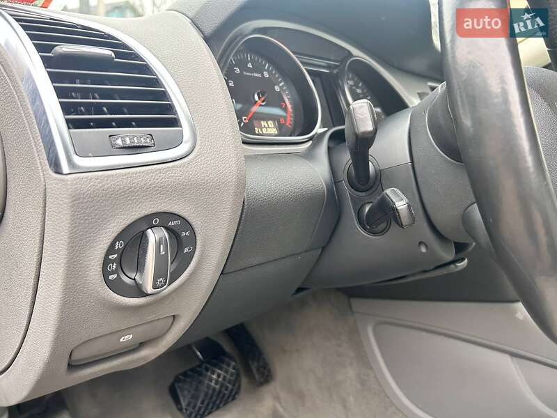 Внедорожник / Кроссовер Audi Q7 2012 в Ровно