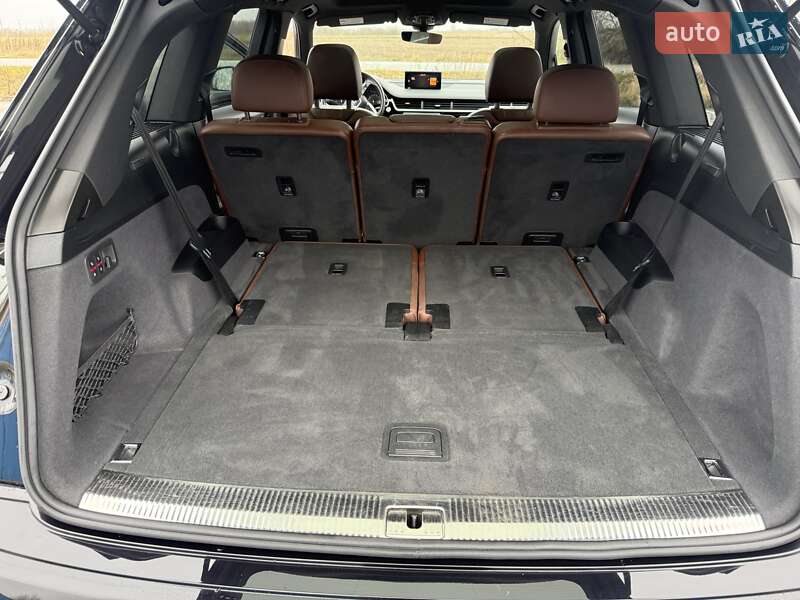 Внедорожник / Кроссовер Audi Q7 2018 в Киеве фото 25 Внедорожник / Кроссовер Audi Q7 2018 в Киеве