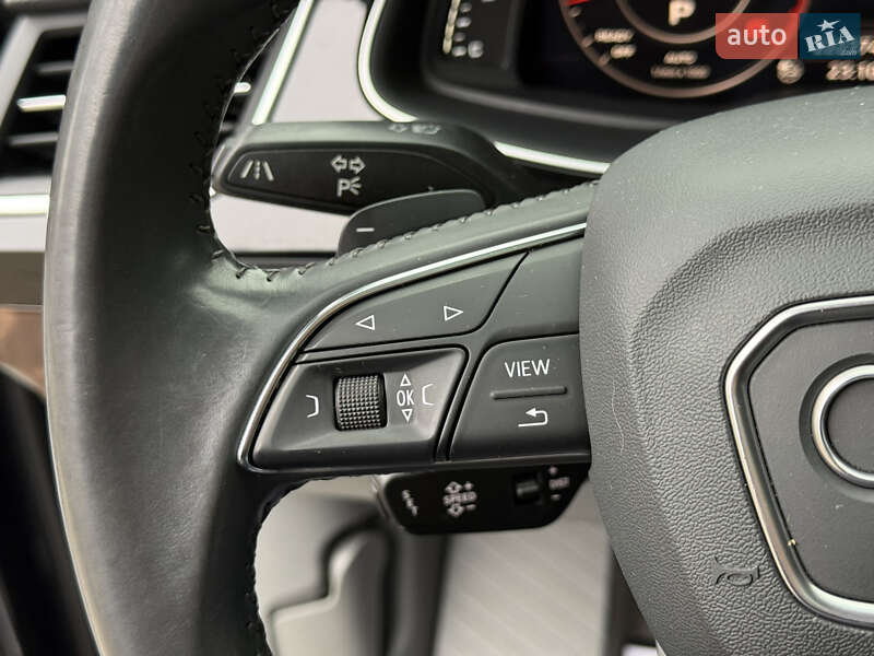 Внедорожник / Кроссовер Audi Q7 2017 в Днепре