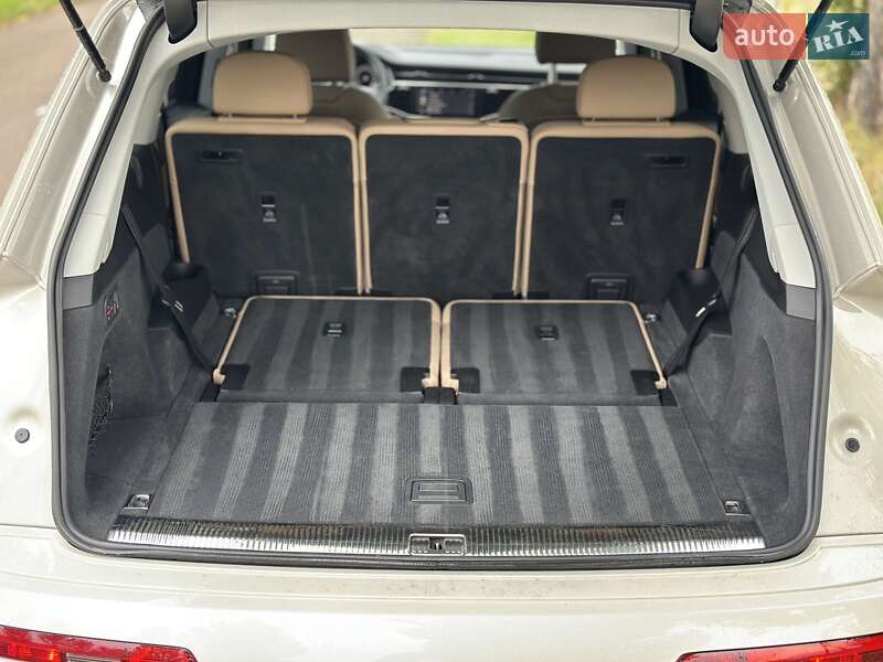 Внедорожник / Кроссовер Audi Q7 2022 в Киеве