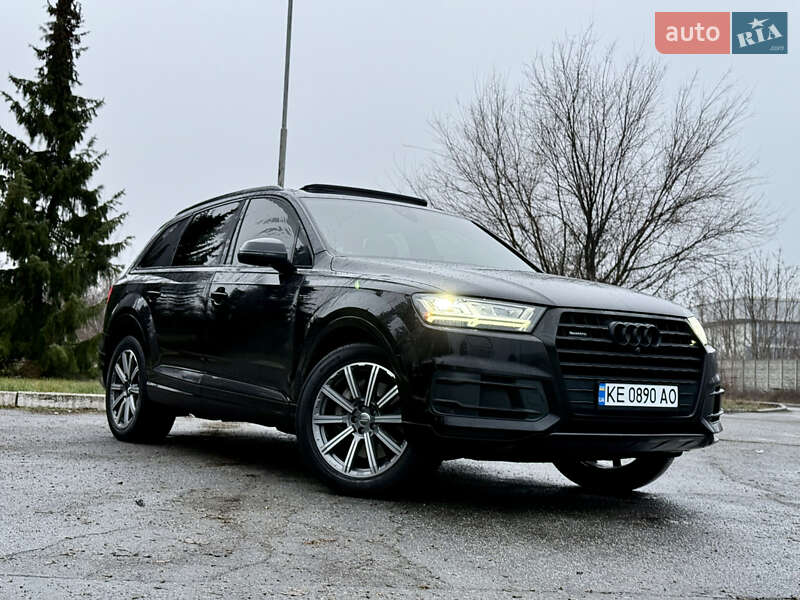 Внедорожник / Кроссовер Audi Q7 2019 в Днепре