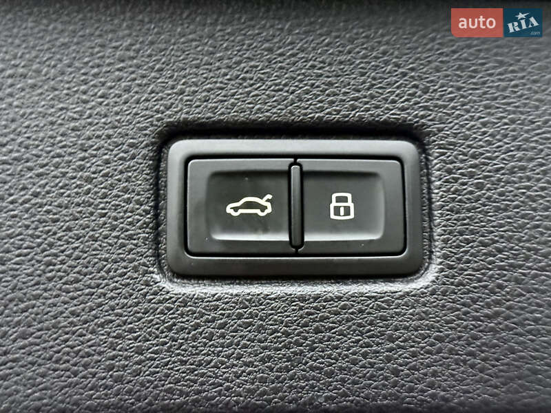 Внедорожник / Кроссовер Audi Q7 2019 в Днепре