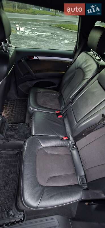 Внедорожник / Кроссовер Audi Q7 2013 в Тячеве