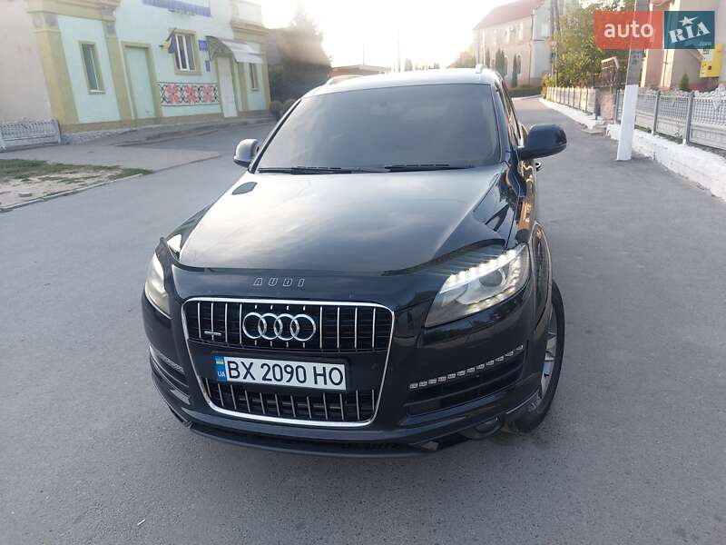 Внедорожник / Кроссовер Audi Q7 2012 в Смотриче