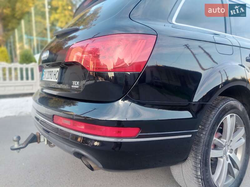 Внедорожник / Кроссовер Audi Q7 2012 в Смотриче
