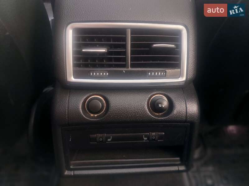 Внедорожник / Кроссовер Audi Q7 2012 в Смотриче