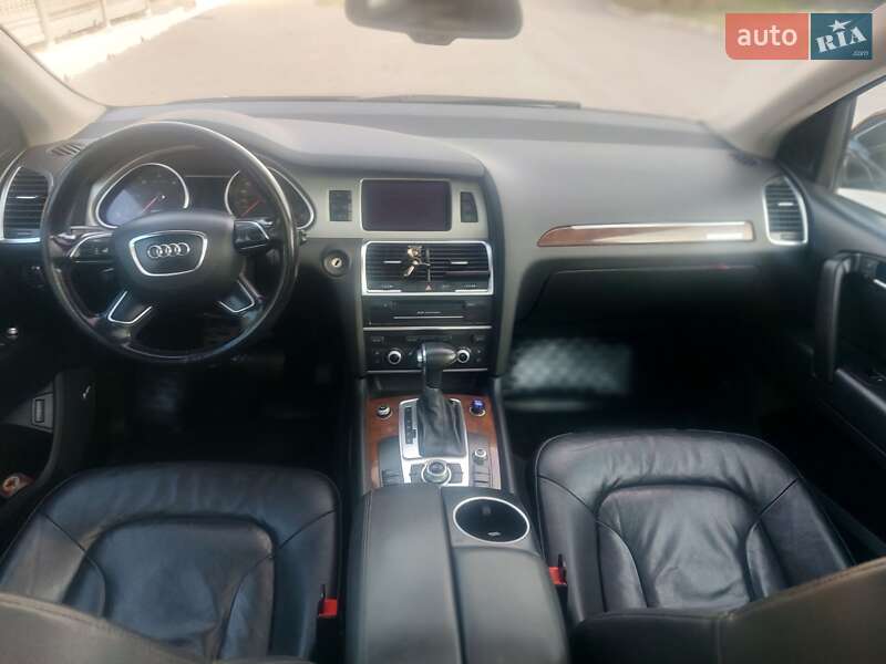 Внедорожник / Кроссовер Audi Q7 2012 в Смотриче