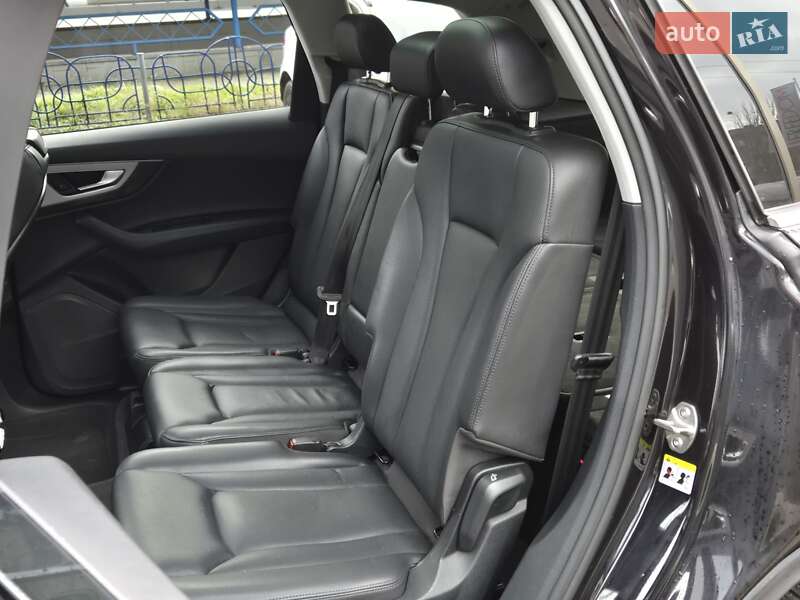 Внедорожник / Кроссовер Audi Q7 2018 в Киеве