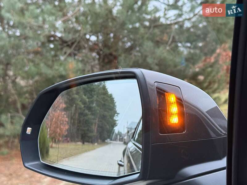 Внедорожник / Кроссовер Audi Q7 2017 в Ровно