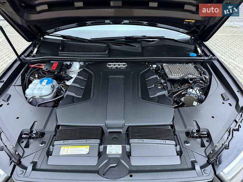 Внедорожник / Кроссовер Audi Q7 2017 в Ровно