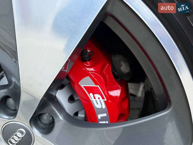 Внедорожник / Кроссовер Audi Q7 2017 в Ровно