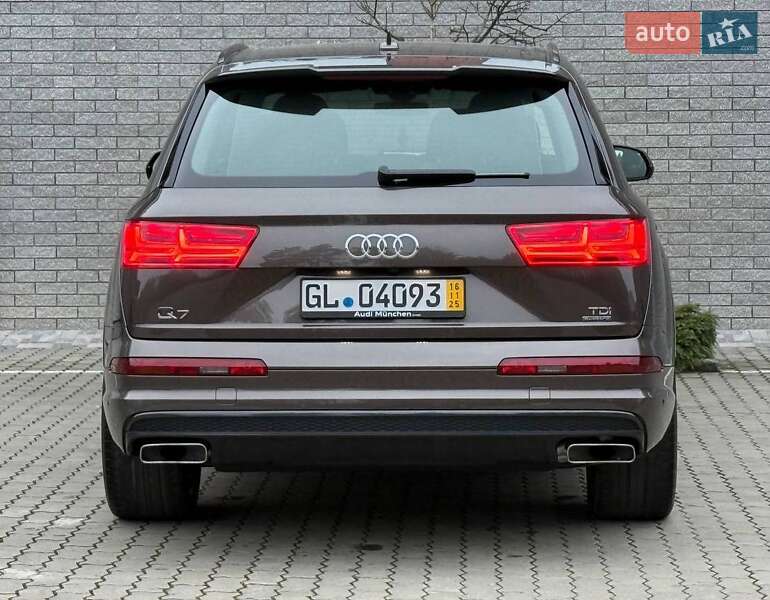 Внедорожник / Кроссовер Audi Q7 2017 в Ровно