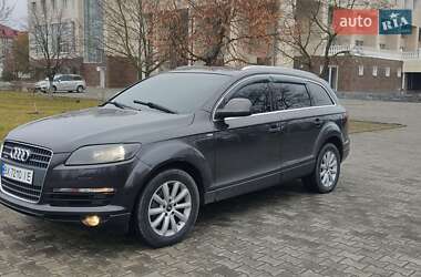 Внедорожник / Кроссовер Audi Q7 2006 в Нетешине