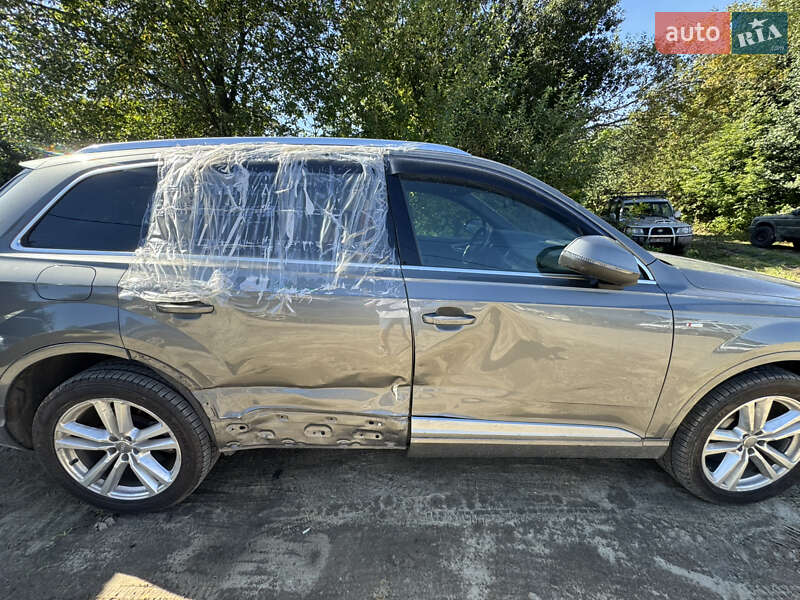 Позашляховик / Кросовер Audi Q7 2017 в Львові фото 29 Позашляховик / Кросовер Audi Q7 2017 в Львові