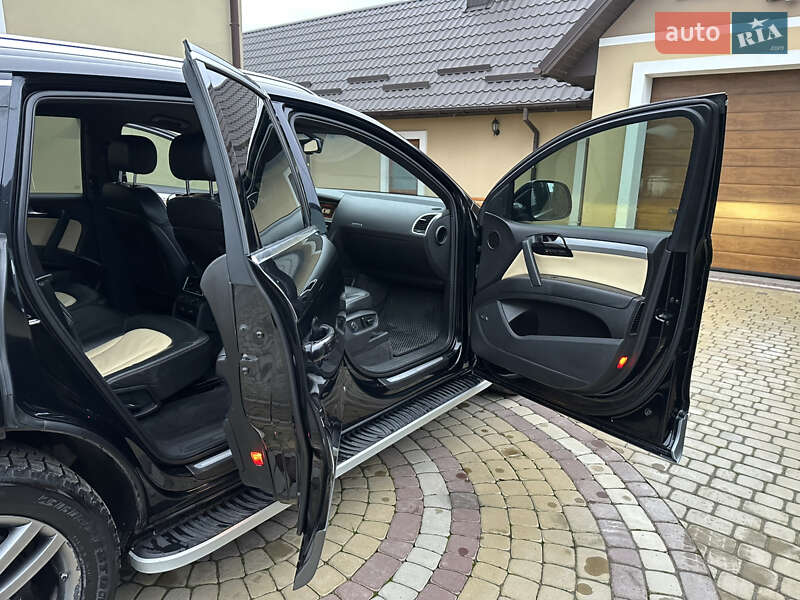 Внедорожник / Кроссовер Audi Q7 2009 в Млинове