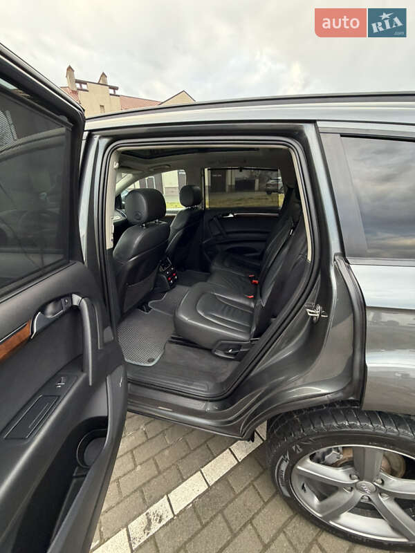 Внедорожник / Кроссовер Audi Q7 2015 в Львове