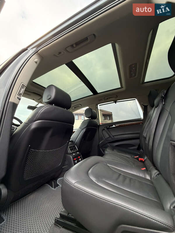 Внедорожник / Кроссовер Audi Q7 2015 в Львове