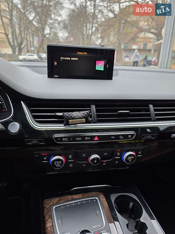 Внедорожник / Кроссовер Audi Q7 2016 в Одессе фото 3 Внедорожник / Кроссовер Audi Q7 2016 в Одессе